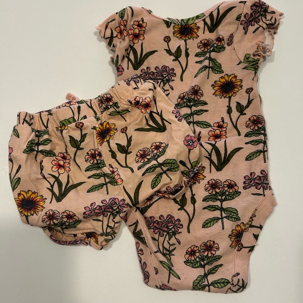 Floral Kids Matching Set - Picture 5 of 5